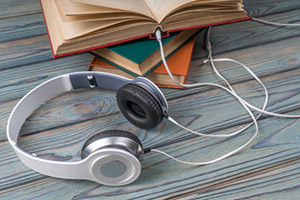Listen to audiobooks in English for free on the website knigi-audio.com/en/